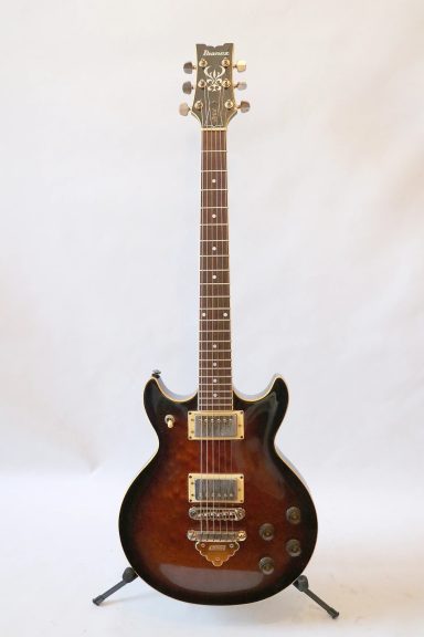 Ibanez AR 105